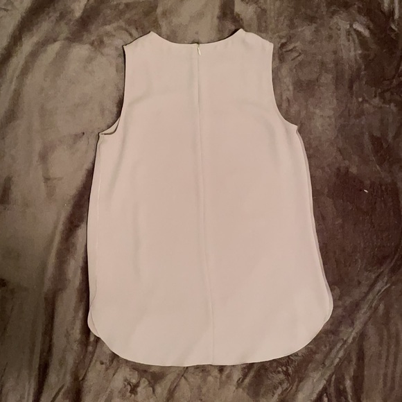 Aritzia Babaton light purple/grey top size S - Picture 2 of 3